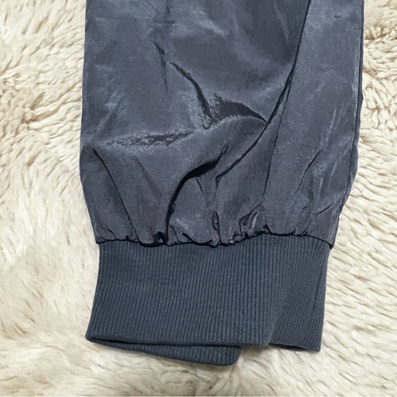 ANTHROPOLOGIE DAILY PRACTICE: Parachute Cargo Jogger In Forklore Grey. NWT - Picture 4 of 9